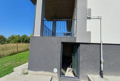 Casa cu 4 camere, 2 bai, beci spatios si 400 mp teren - 18