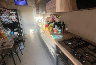 Apartament cu 2 camere decomandat în Olteni - 8