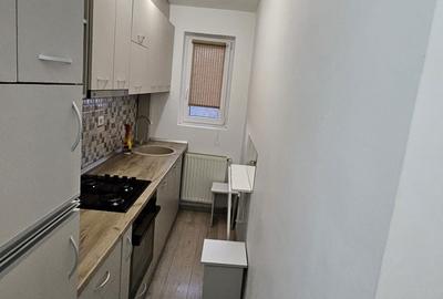 Apartament cu 2 camere decomandat în Sud - 4