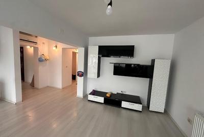 Apartament cu 3 camere decomandat în Central - 2
