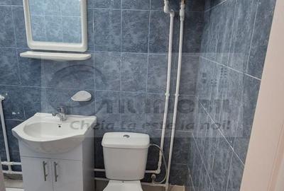 Garsonieră nedecomandată în Baza 3 - 5