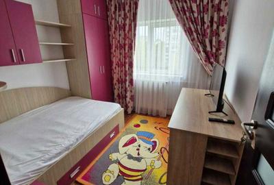 Apartament cu 4 camere decomandat în Roșu - 1
