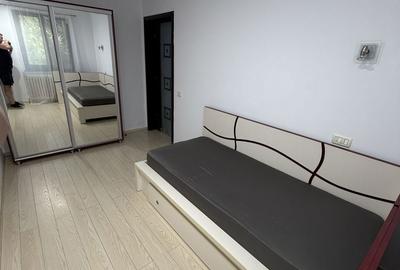 Apartament cu 3 camere semidecomandat în Calea București - 5