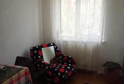 Mobilat piata Darmanesti - 7