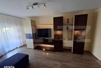 Apartament cu 3 camere în Micro 17