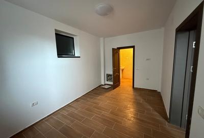 Apartament cu 5 camere în Central - 3