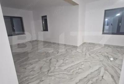 Casă cu 4 camere cu Teren 420 Mp în Central - 2
