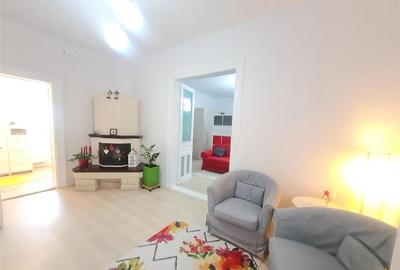 Casa, pe locatie centrala, imbinare apreciabila intre tradit