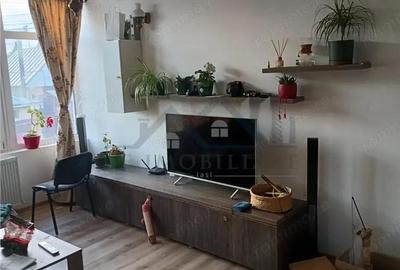 Apartament (la casa, curte)5 + camere Valea Lupului deosebit (pret neg.) - 3