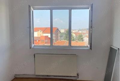 Apartament cu 3 camere decomandat în Central - 6