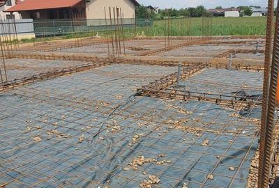 Casă la cheie  pe 1 nivel  4 cam. 2 bai ,650 mp. teren - 19