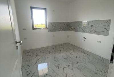 Duplex despartit prin camera tehnica - 5