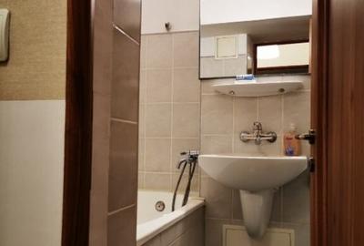 Inchiriez garsoniera zona Buziasului aproape de AEM - 4