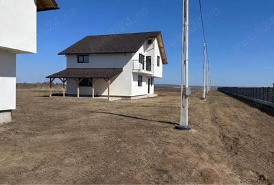 Casă cu Canalizare în Geamăna - 6