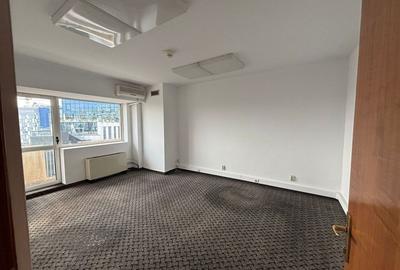 Spațiu comercial, în Central - 8