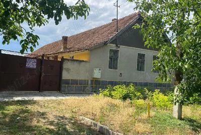 Casă în Central - 1