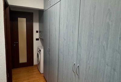 Apartament cu 3 camere semidecomandat în Central - 3