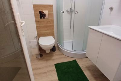 Apartament cu 3 camere semidecomandat în Central - 3