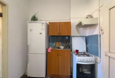 Apartament cu 2 camere decomandat, mobilat în P-ța Sfânta Vineri - 10