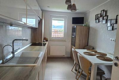 Apartament cu 2 camere decomandat în Central - 2