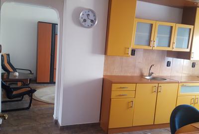 3 cam decomandat amenajat Centrala Clima 2 bai 2 balcoane Complet Mobilat  Utila 3 cam decomandat amenajat Centrala Clima 2 bai 2 balcoane Complet Mobilat  Utila - 3