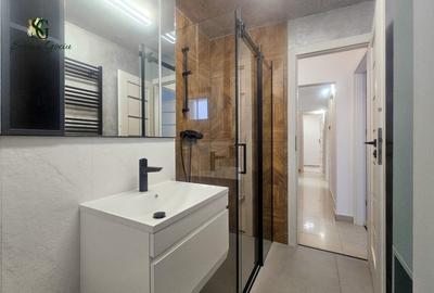 Birou individual in spatiu compartimentat in 4 camere situat in Racadau - 7