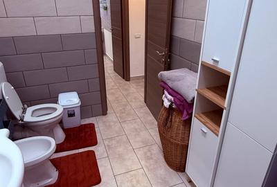 Apartament 3 camere cu parcare inclusa/Metrou Aparatorii Patriei 2 minute - 15