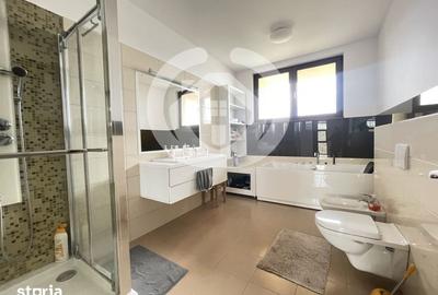 Casă cu 6 camere cu Teren 611 Mp în Central - 3