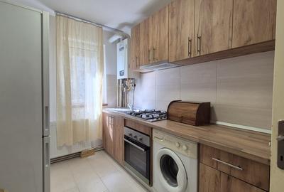 Apartament cu 2 camere semidecomandat, mobilat în Gării
