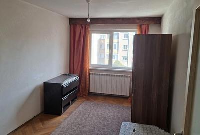 Apartament cu 2 camere semidecomandat în Dacia