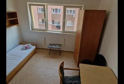 Garsonieră decomandată în UMT - 5