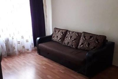 Garsonieră decomandată în Take Ionescu