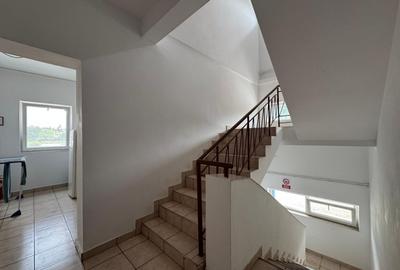 Apartament cu 24 camere decomandat, mobilat în Carierei - 18