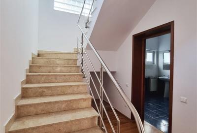 Complex de case Iancu Nicolae | Vanzare vila 7 camere, piscina & gradina proprii - 12