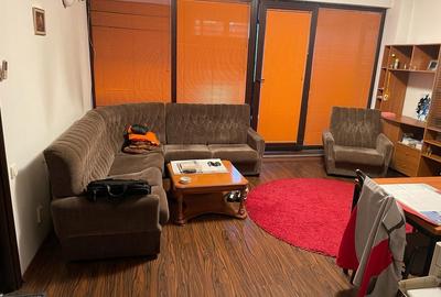 Str. Pajurei nr 2 intersectia cu b-dul Bucurestii Noi, langa metrou si Kaufland - 5