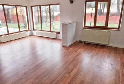 Casă cu 3 camere în Central