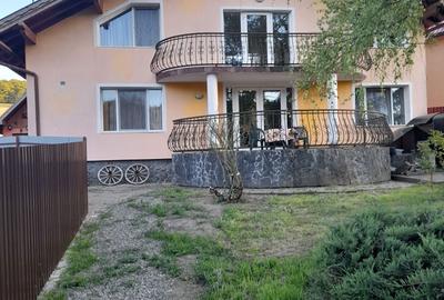 Casă cu 4 camere în Bărdești - 4