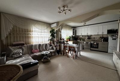Apartament cu 3 camere semidecomandat, mobilat în Florești - 1