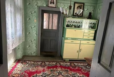 Casă cu 4 camere cu Teren 1700 Mp în Găneasa - 1