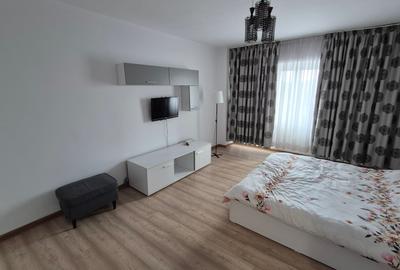 Garsonieră decomandată, mobilată în Vitan Mall - 3