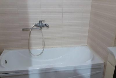 Garsonieră decomandată în Apărătorii Patriei