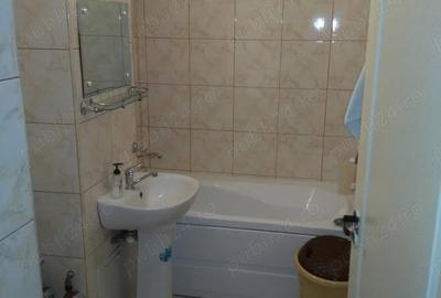 Garsonieră decomandată în Central - 2