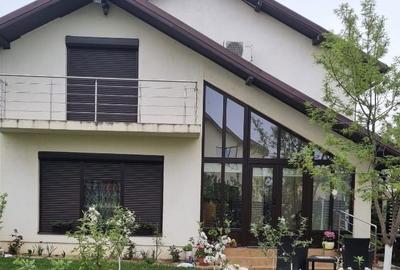 Casă cu 4 camere cu Teren 354 Mp în Central - 16