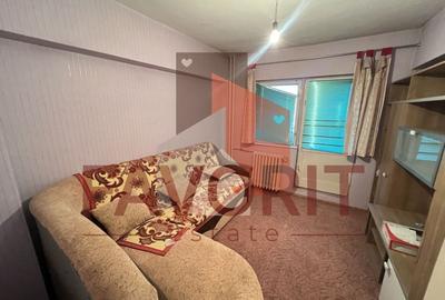 Oportunitate de cumpărare - Apartament 4 camere decomandat, zona Șagului - 2