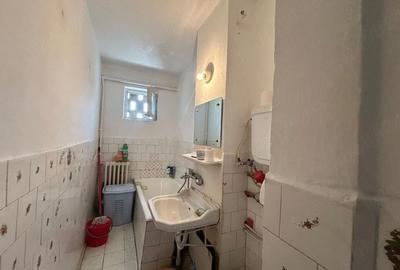 Apartament cu 2 camere semidecomandat în Central - 1
