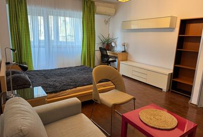 Garsonieră decomandată, mobilată în Vitan Mall - 1