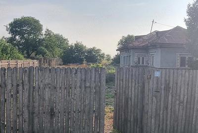 Teren de 1200 mp, în Tărtășești - 3