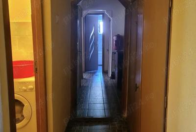 Apartament cu 3 camere decomandat în Brezoi - 7