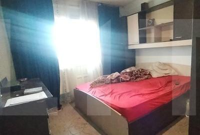 Apartament cu 3 camere semidecomandat în Central - 1