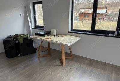 Vand-Schimb casa noua in Banesti cu apartament in Campina - 13
